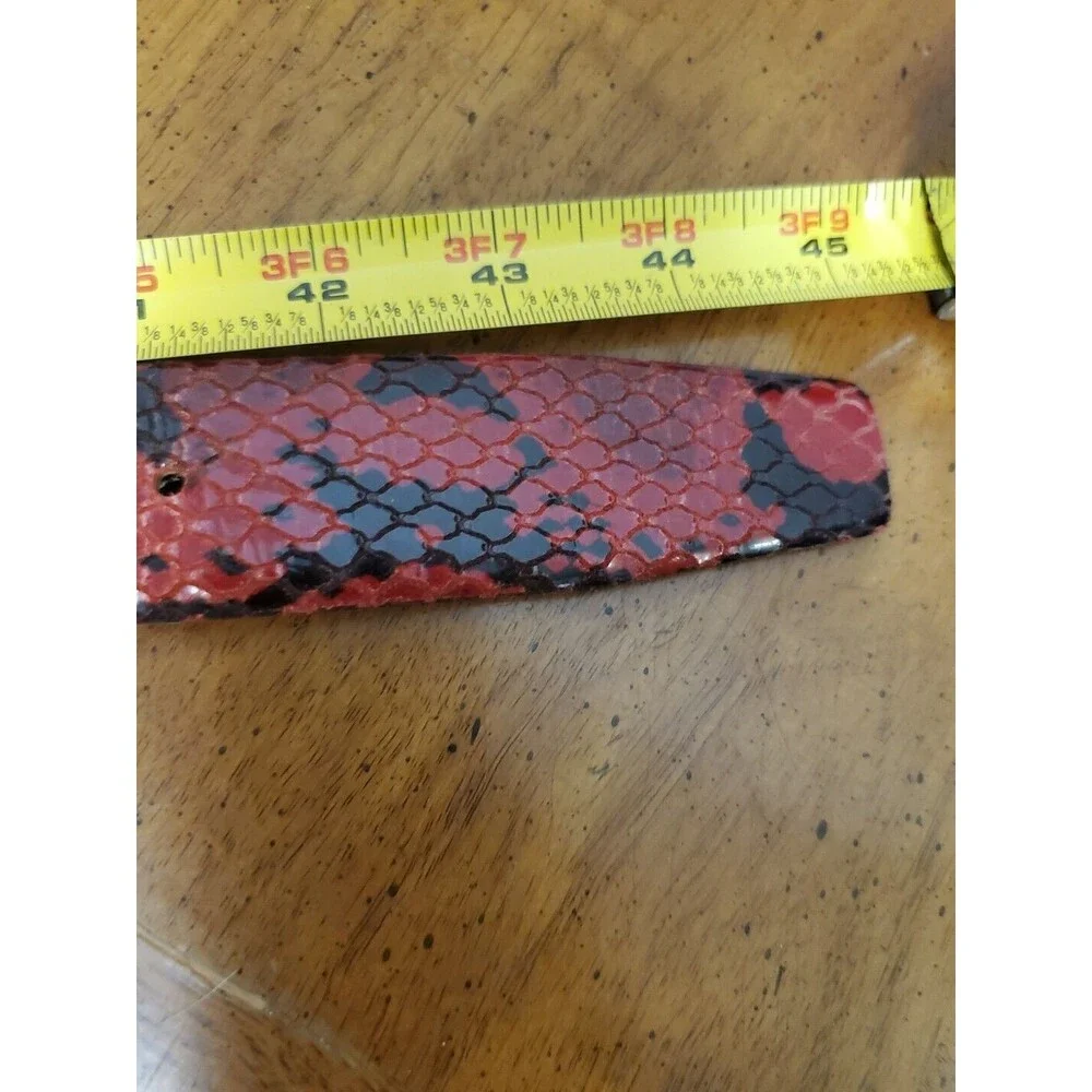 Vera Pelle Red Black Patent Leather Crocodile Pattern Belt Made Italy 45 Inches